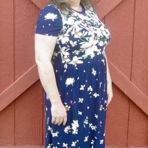 New Reborn J Blue Floral Maxi Dress with Pockets